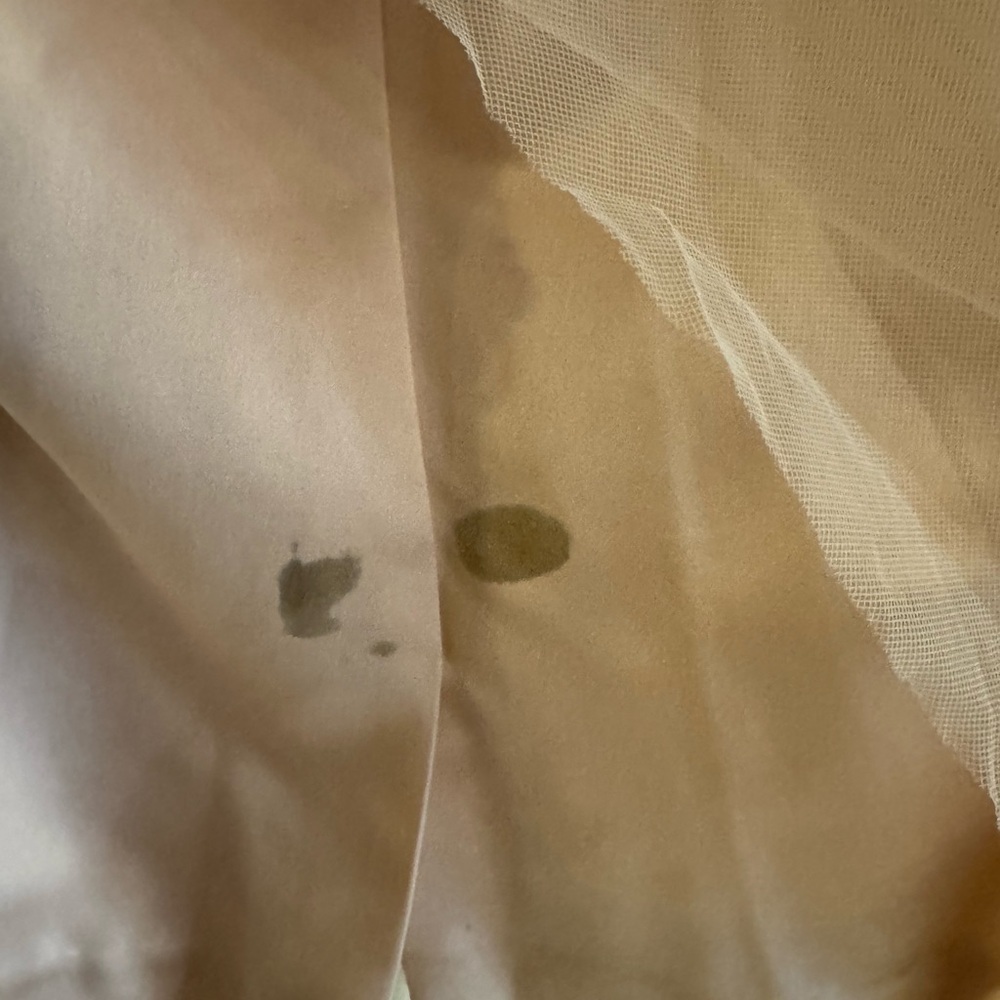 White by Vera Wang Blush Fabric - Picture 4 of 4